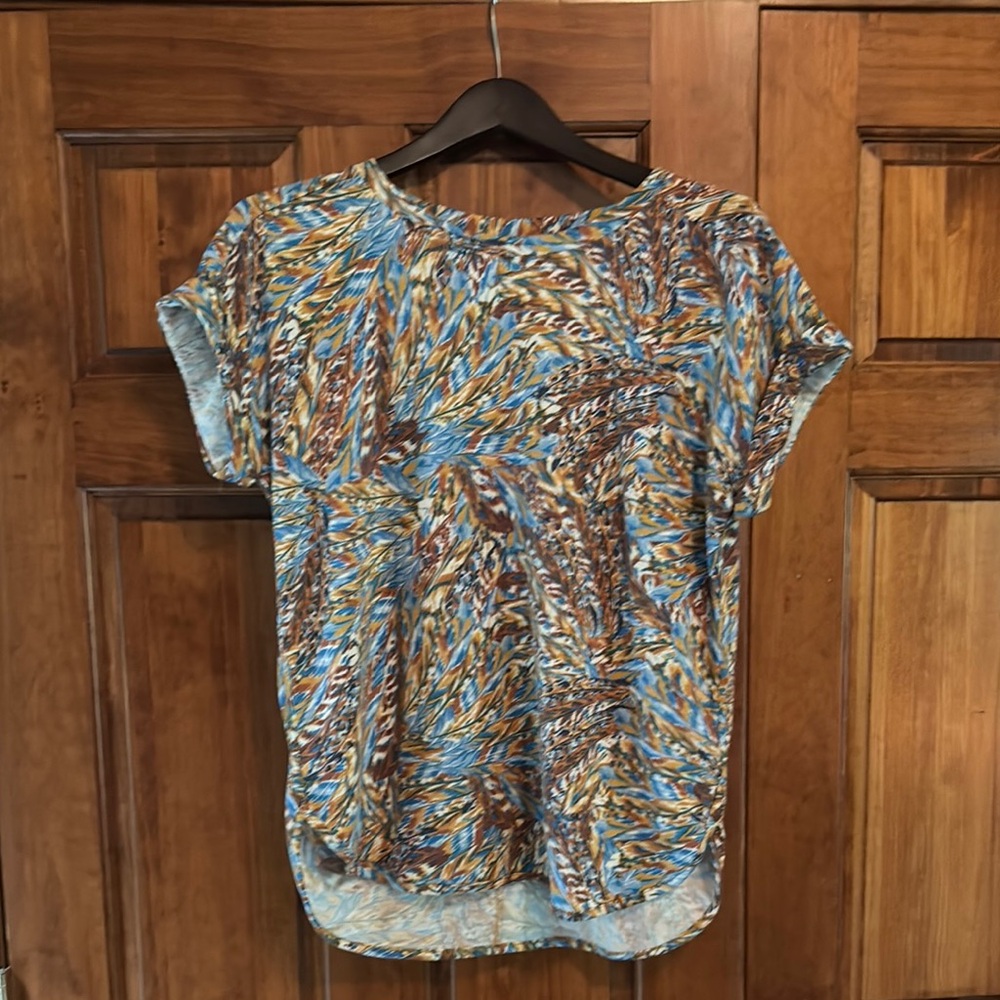 Cupio Graphic Blue and White Relaxed Blouse